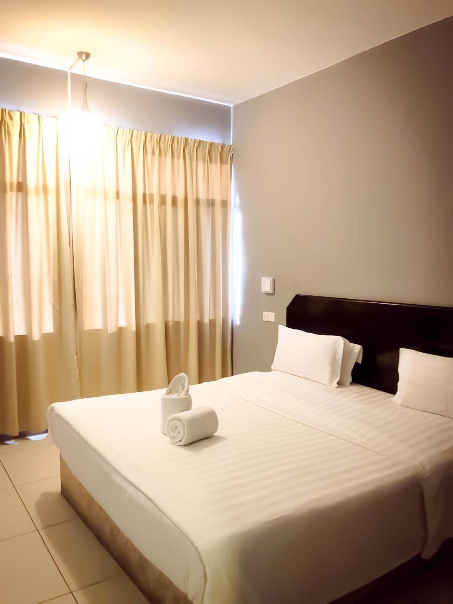De Choice Hotel Тавау Экстерьер фото