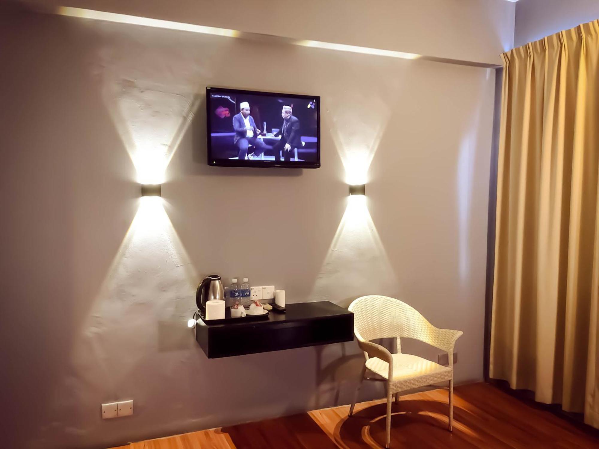 De Choice Hotel Тавау Экстерьер фото