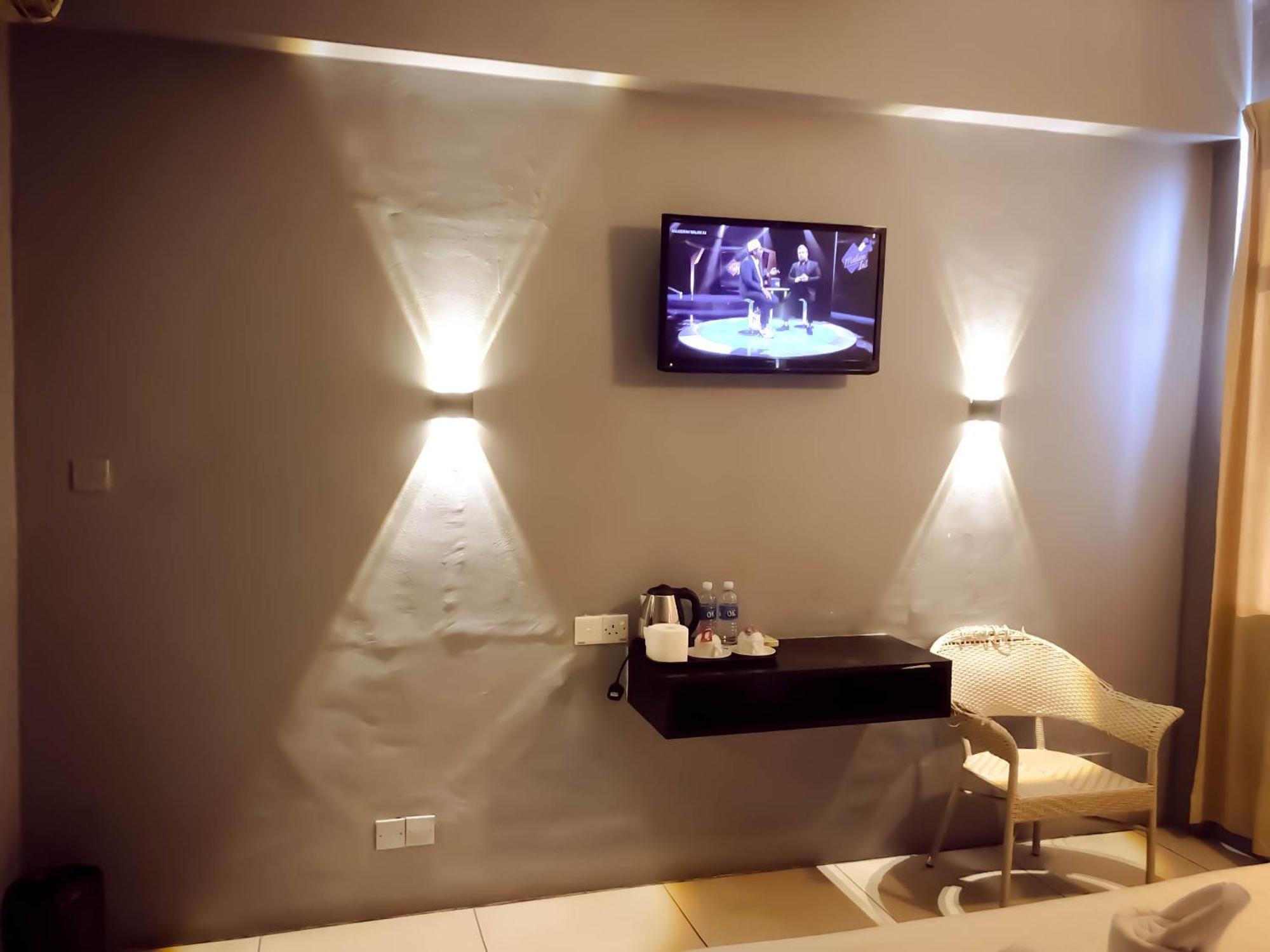 De Choice Hotel Тавау Экстерьер фото