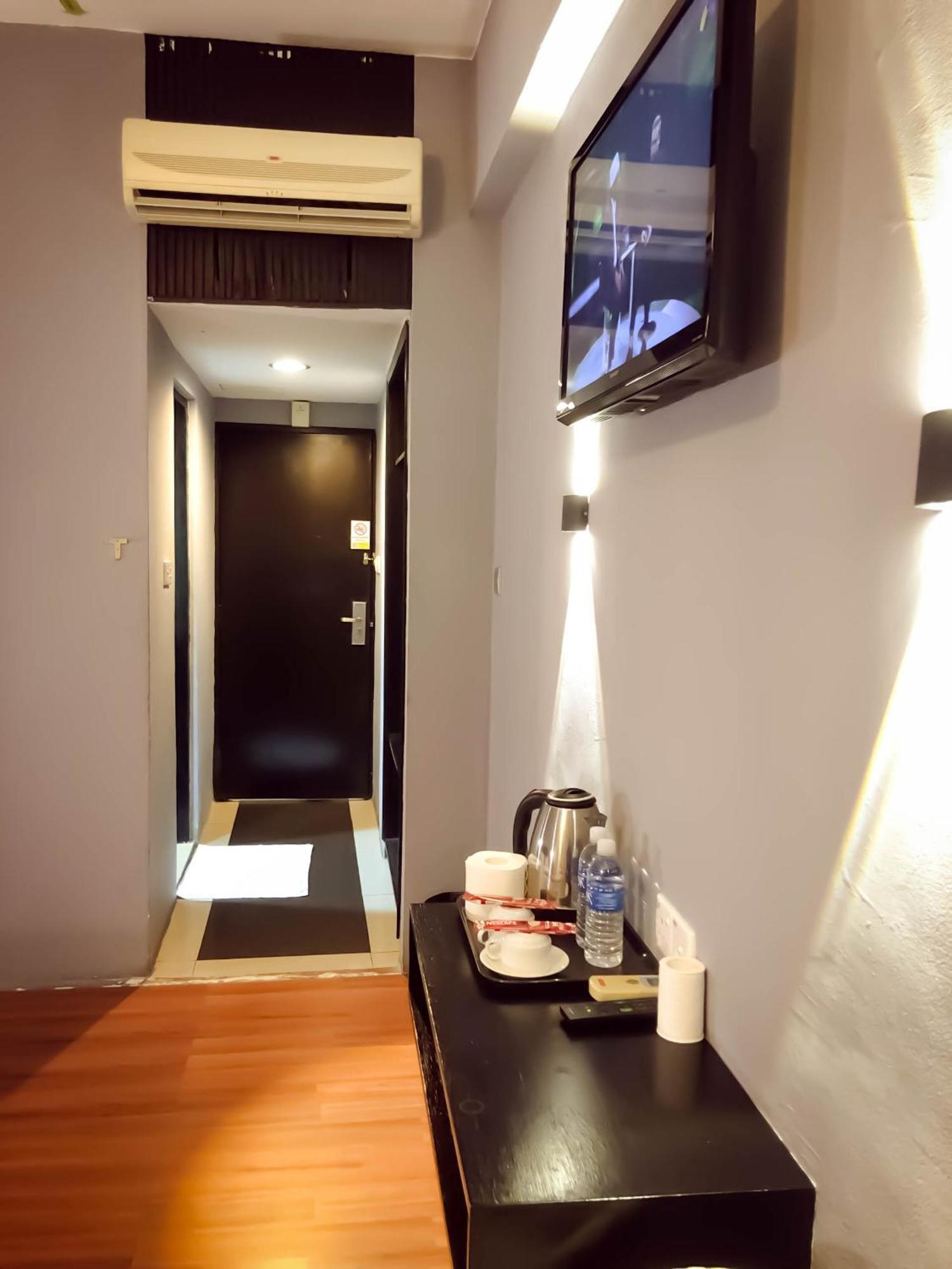 De Choice Hotel Тавау Экстерьер фото