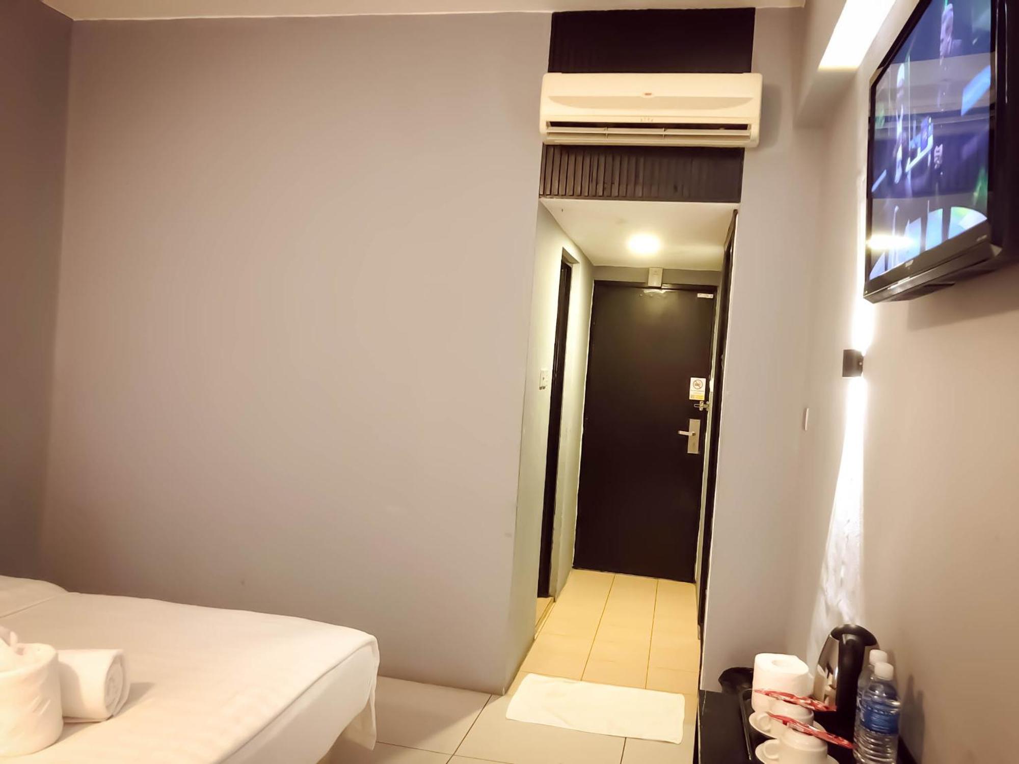 De Choice Hotel Тавау Экстерьер фото